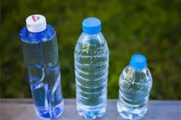 純凈水和礦泉水有什麼區別？純凈水PK礦泉水，哪種泡茶更好喝？