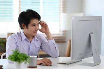 小田想和快結婚的女友分手,自己拿不定主意 老媽得知原委很焦慮