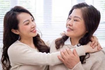 我每月給兒媳轉2000元尿不濕錢，一年後，兒媳卻說那是還她的彩禮