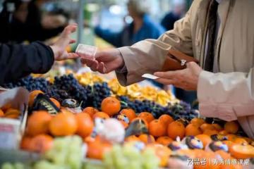 老公每天下班給懷孕弟媳買水果，我憋出內傷，一招讓他知道錯