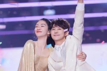 原創張傑謝娜發文為何炅慶生，高調錶白超甜蜜，親如家人惹人羨