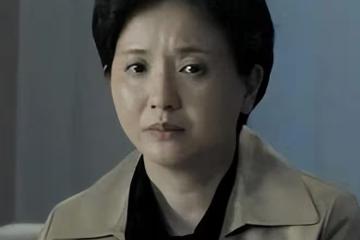江南第一美人：50歲演校花被嘲「太老」，老照片被翻出打臉網友