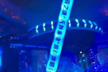 自認為很紅,執意在鳥巢開演唱會,卻成了笑話!