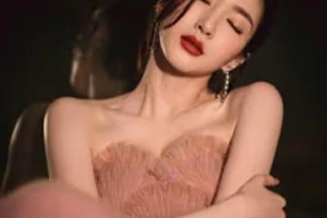 江疏影:知性與誘惑的完美融合