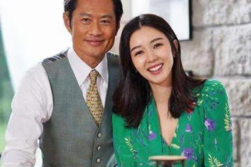 香港初代真功夫大佬近況曝光,曾與李小龍齊名,四婚娶小30歲嬌妻