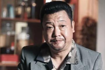 賈冰自稱80後引發熱議，真實年齡成謎，演技精湛獲贊