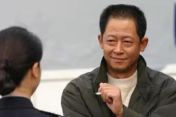 拒拍廣告，惹怒30家記者，「戲骨」王志文的落寞，該怪情商低嗎？