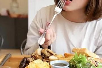 「會吃」的人生病更少，醫生提醒：好好吃飯或比吃藥更重要！