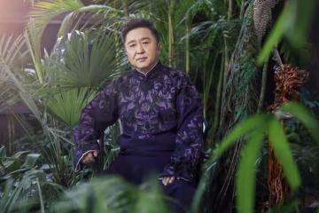 于謙夫婦曬幸福,兒子獲18個offer,家庭美滿引羨慕