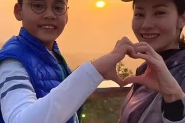 李嘉欣陪千億身家兒子過母親節,私人飛機曝光,許建彤變帥了