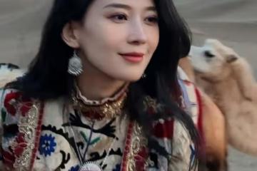 汪峰新女友和前夫昔日合照曝光，大量私人生活照公開