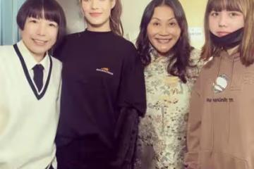 谷愛凌與媽媽合體亮相!穿休閒裝藏不住超模範,同框張宇絲毫不輸