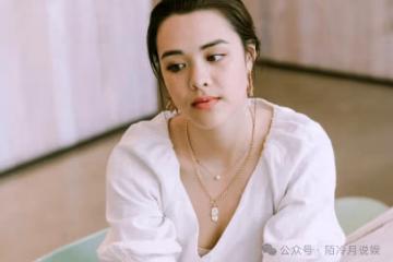 ​沒眼看！當眾脫內衣褲，與2男子浴缸合照，鍾麗緹愛女尺度大的超乎想像