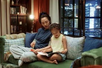 女兒撫養權歸我!前夫每月「按時給生活費」從沒出現 10年後女兒去探望「隔壁鄰居開口」抱頭痛哭