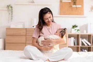 公婆退休金1萬，我生孩子坐月子他們一分錢沒給，我給孩子改了姓