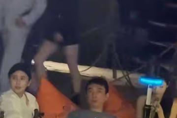 王思聰與多名女子出現酒吧,身體瘦骨如柴!評論區炸開鍋了