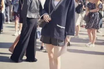 富商老婆章澤天帶火了一種簡約穿法：寬鬆毛衣+短褲，高級又洋氣