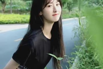 袁冰妍私服穿搭驚艷亮相,清純女神魅力四溢