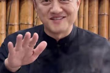 王菲謝霆鋒現身,再看看直播間哭窮的李亞鵬,實在沒有可比性