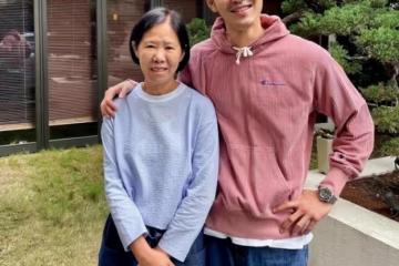 噩耗！阮經天媽媽因病離世，母子最後同框合影照公開