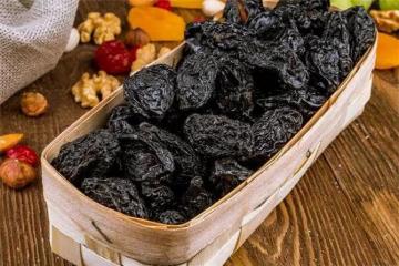 西梅干怎樣吃更好?什麼樣的人適合吃西梅?會有什麼問題出現?