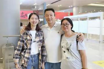 2019年，20歲女大學生，校園救同學身中8刀，後來怎麼樣了