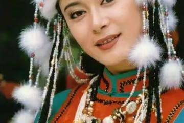 「塞婭公主」罕見曬老公,男方長相帥氣撞臉鄭伊健,兩人相伴14年