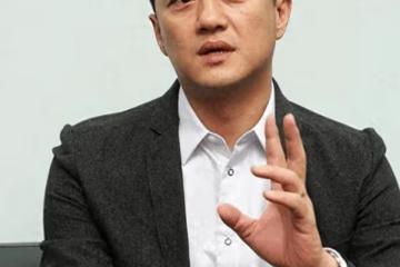 王菲對李亞鵬的看法:我的前夫深陷債務泥潭,已經無法挽回了