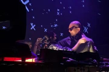 具俊曄DJ首秀小S捧場蹦得歡,現場人多網友:不怕呈陽傳給孩子?