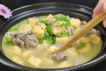 豆腐和它天生一對，後悔沒早發現！燜一燜鮮透了，一口鮮軟、滿嘴爆汁留香