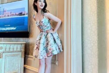 喬欣和張小斐優雅浪漫的裙裝,不如劉亦菲穿出清新減齡有時尚品味
