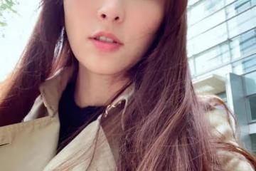 吳佩慈低調露面，穿2年前的一件衣服，富豪老公已隱身3年