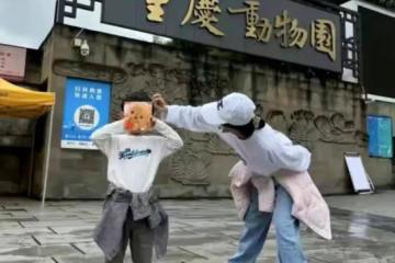 震驚！趙麗穎曝光兒子正面照，結果太意外，長得一點也不像馮紹峰