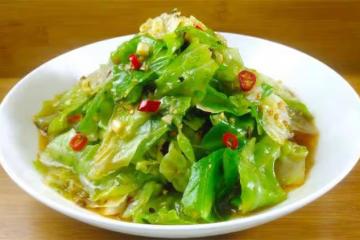 包菜怎麼涼拌才好吃？老廚師拿手涼拌包菜，每桌必點，湯汁都不剩