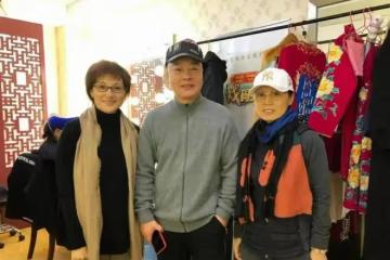 60歲吳瓊怎麼老成這樣!穿羽絨服骨瘦如柴,滿臉皺紋臉頰凹陷