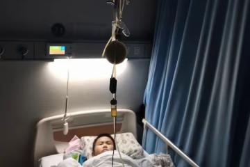 男孩體育課後高燒不退,看到檢查結果父親崩潰:是我沒有保護好他