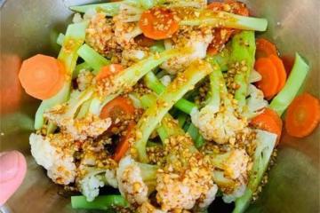 這才是花菜最好吃做法，脆爽可口超下飯，保准天天吃不夠，收藏了
