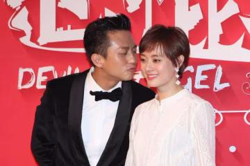 鄧超孫儷同時發文,模範夫妻甜蜜曬照,十四年愛情長跑見證真情