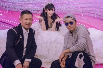 43歲謝霆鋒參加富二代婚禮，看了他的資產，才知他的低調和實力