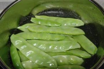 扁豆怎麼焯水正確?扁豆記得要這麼做,用它拌飯一頓能幹三碗