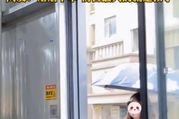 女子離婚後婆家不讓看孩子，女兒出嫁都不能參加，只能隔著窗戶看