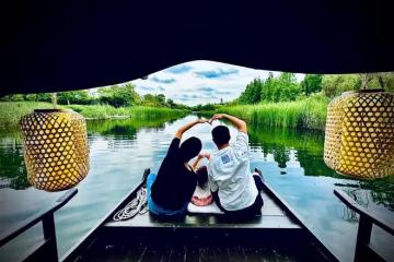 韓庚卡點曬照為盧靖姍慶生,1歲混血女兒罕出鏡,一家三口超幸福