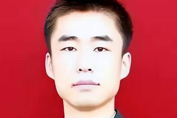 2012年二炮軍官請假未歸，上級電話詢問，女兒：爸爸救人淹死了