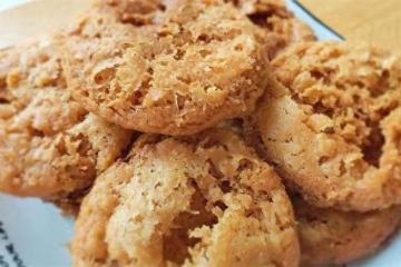 不用烤箱,不發麵,教你做15分鐘就能出鍋的小酥餅,咬一口直掉渣