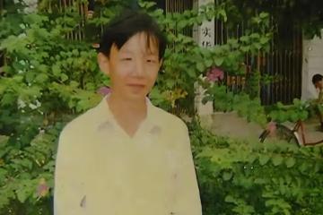 湖北才子住網吧10年,熬成肺癆回家5天離世,遺產20個遊戲帳號