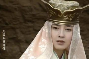 在日本93版《西遊記》里扮演唐僧的女演員宮澤理惠