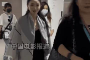 看周也對李冰冰卑躬屈膝的樣子，真的太諷刺了