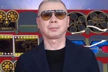 微博電影之夜，被笑不露齒的蔣勤勤驚艷，身材豐滿有料艷壓群芳