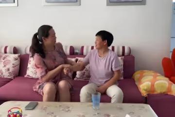 在兒子家帶娃三年被擠兌回家,再婚半年後兒媳讓我離婚回去帶孫子