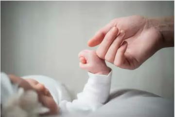 回顧:42歲富婆「天降」兒子,女子沒懷孕沒生產,調查發現不簡單
